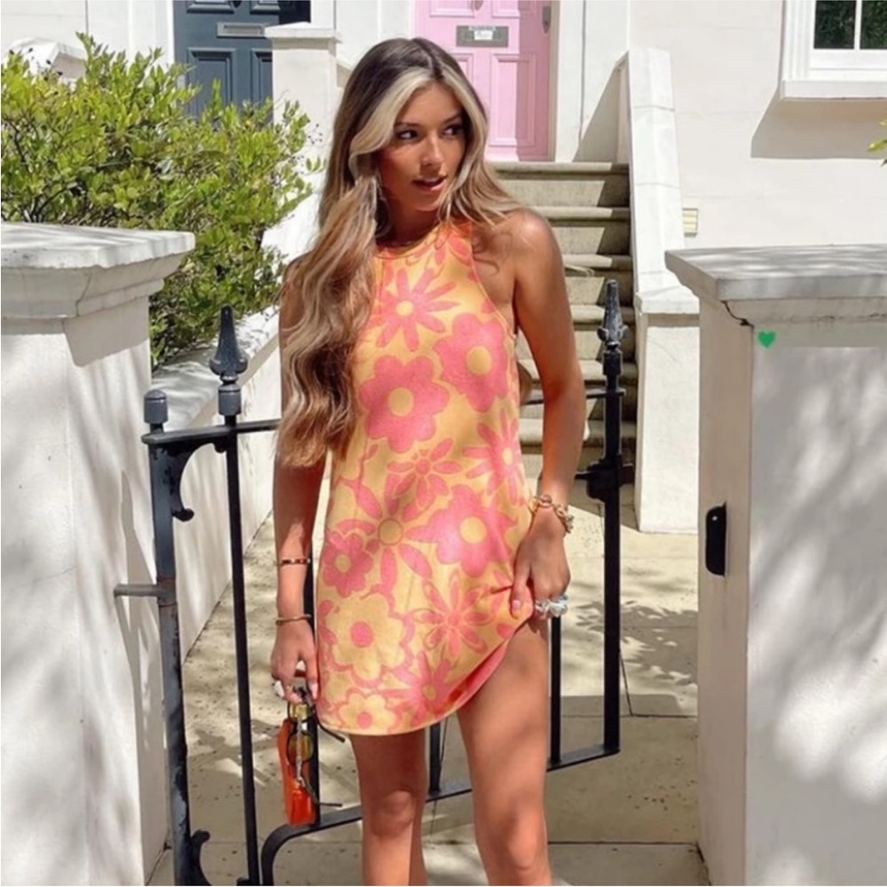 BLOGGERS FAVE Zara Jacquard Terrycloth Mod 60s Halter Mini Dress -NWT, sz S or L - Picture 3 of 12